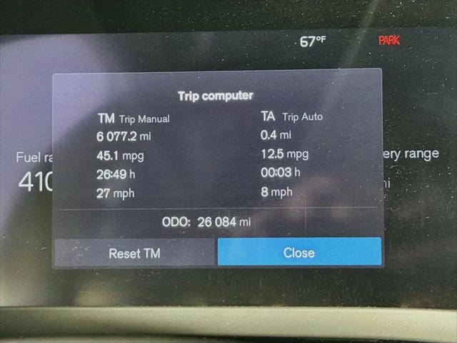 2023 Volvo XC60 Recharge T8 Plus Dark Theme