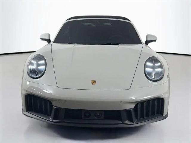 2026 Porsche 911 Carrera 4 GTS Cabriolet