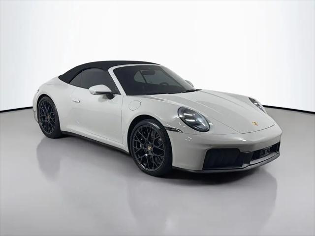 2026 Porsche 911 Carrera 4 GTS Cabriolet