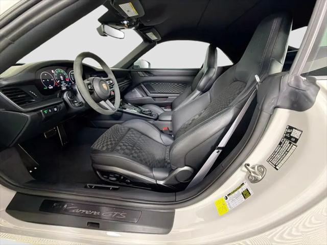 2026 Porsche 911 Carrera 4 GTS Cabriolet