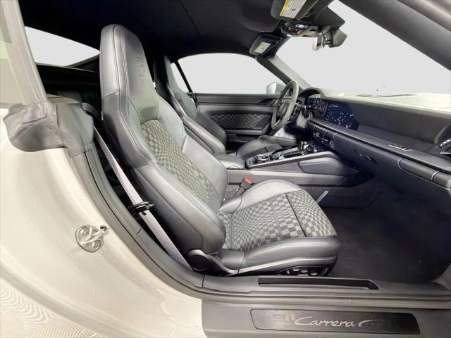 2026 Porsche 911 Carrera 4 GTS Cabriolet