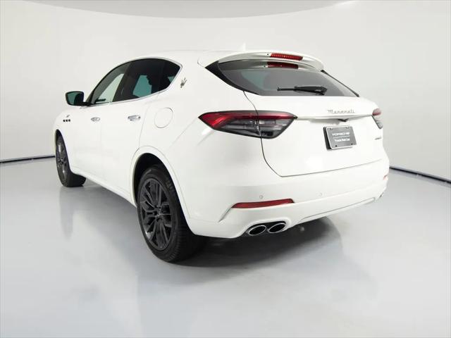 2024 Maserati Levante GT Ultima