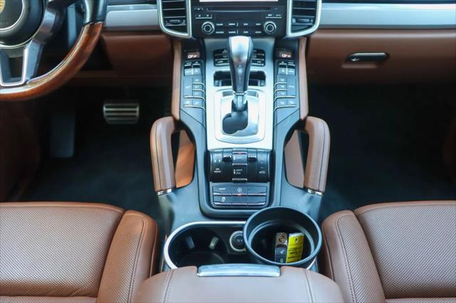 2017 Porsche Cayenne Turbo