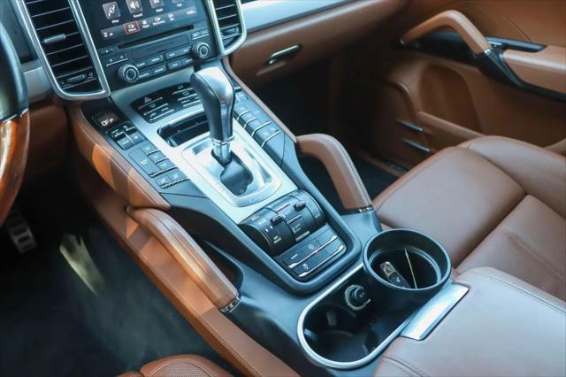 2017 Porsche Cayenne Turbo