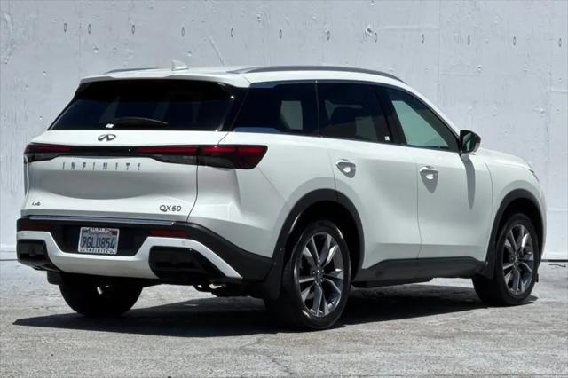 2023 INFINITI QX60 LUXE AWD
