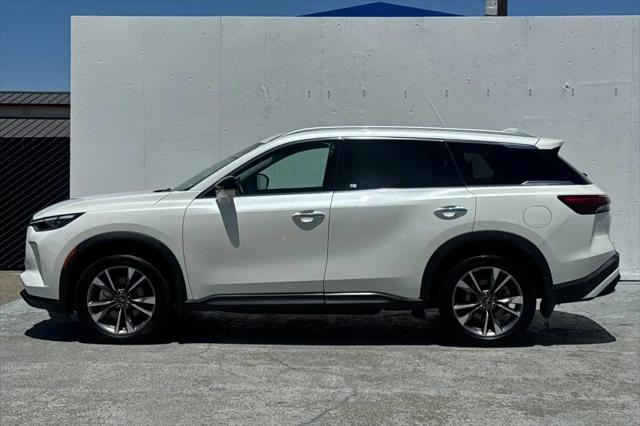 2023 INFINITI QX60 LUXE AWD