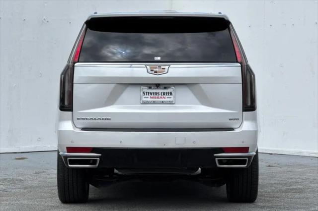 2023 Cadillac Escalade ESV 4WD Luxury