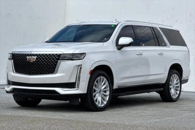 2023 Cadillac Escalade ESV 4WD Luxury