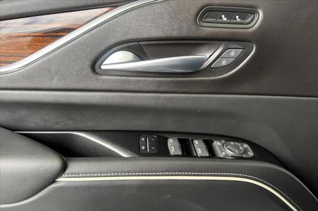 2023 Cadillac Escalade ESV 4WD Luxury