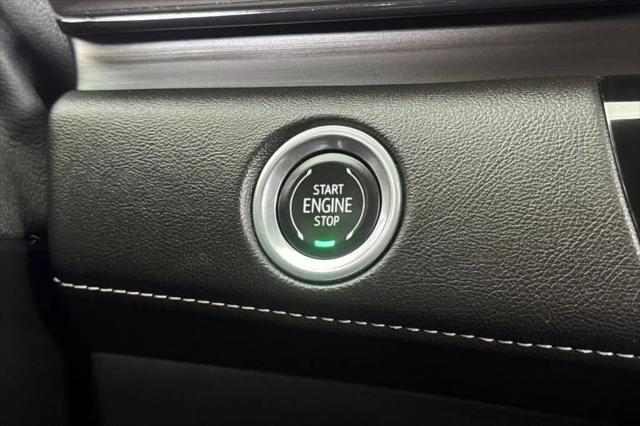 2023 Cadillac Escalade ESV 4WD Luxury