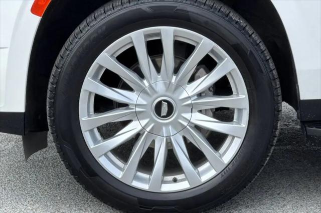 2023 Cadillac Escalade ESV 4WD Luxury