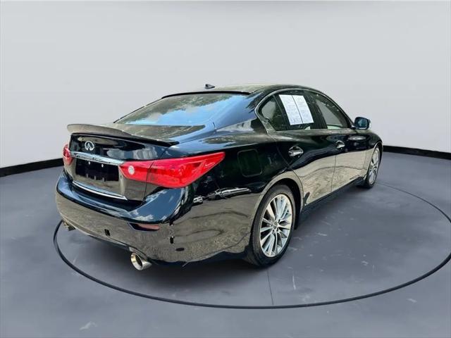 2015 INFINITI Q50 Premium
