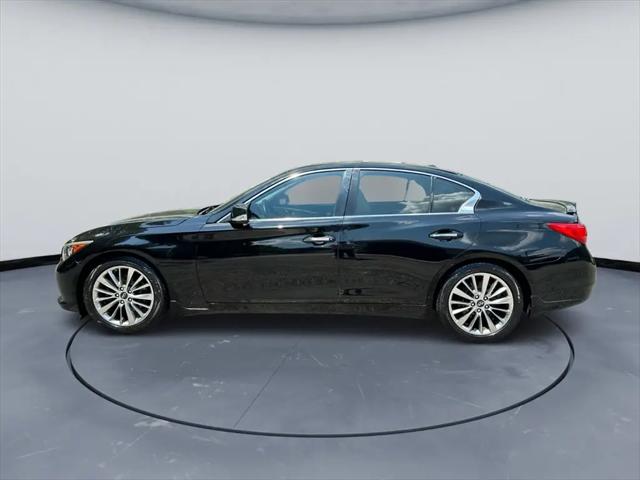 2015 INFINITI Q50 Premium