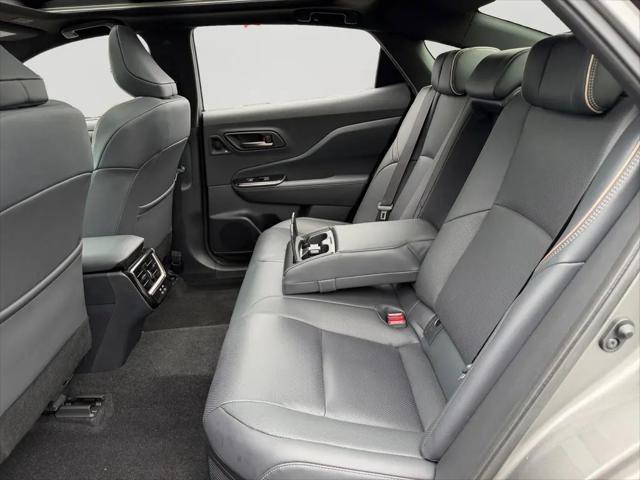 2025 Toyota Crown Platinum