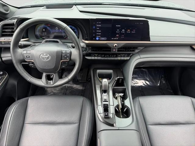 2025 Toyota Crown Platinum