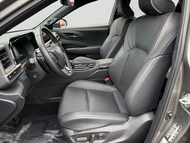 2025 Toyota Crown Platinum