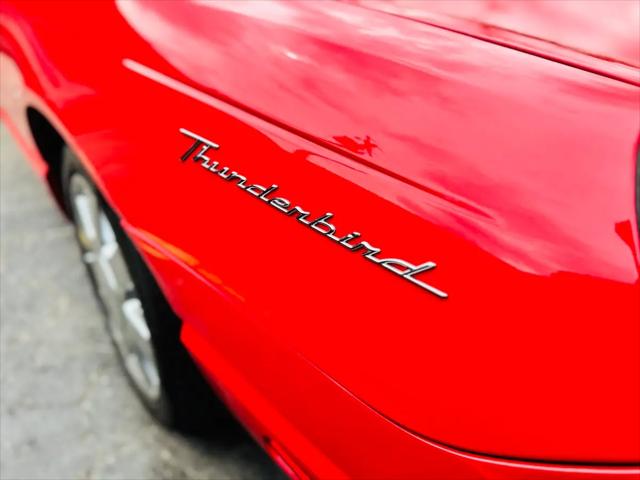 2002 Ford Thunderbird Deluxe