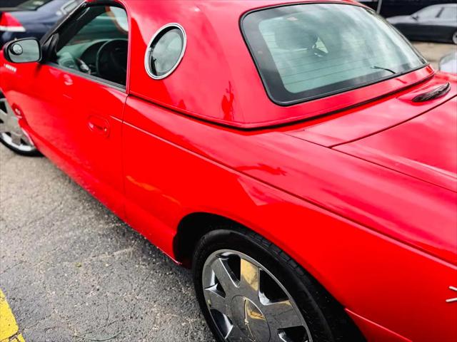 2002 Ford Thunderbird Deluxe