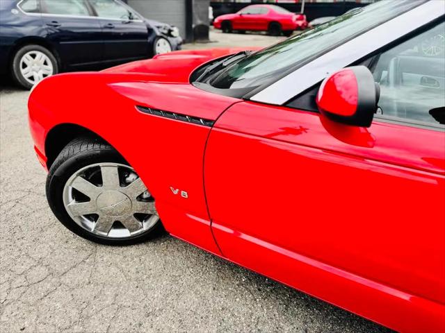 2002 Ford Thunderbird Deluxe