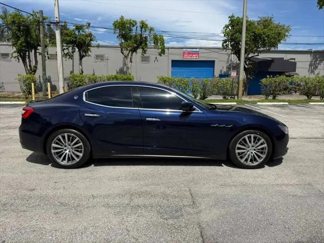 2015 Maserati Ghibli Standard