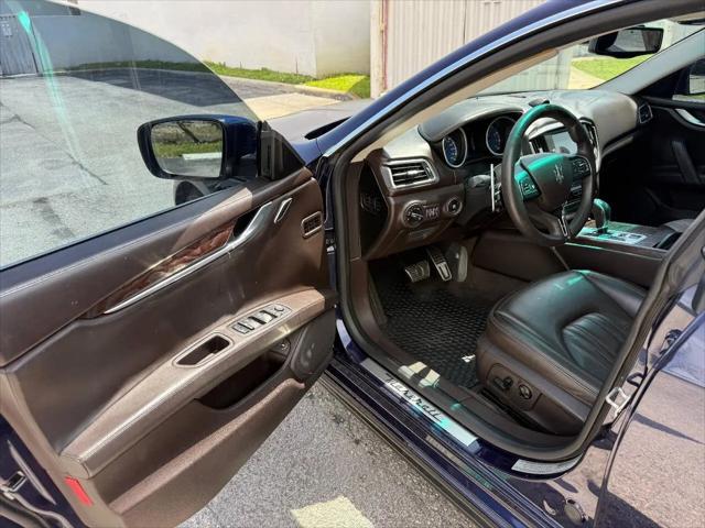 2015 Maserati Ghibli Standard