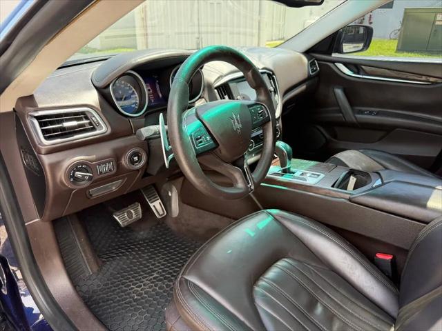 2015 Maserati Ghibli Standard
