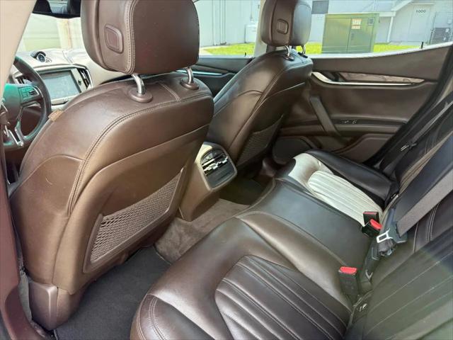 2015 Maserati Ghibli Standard
