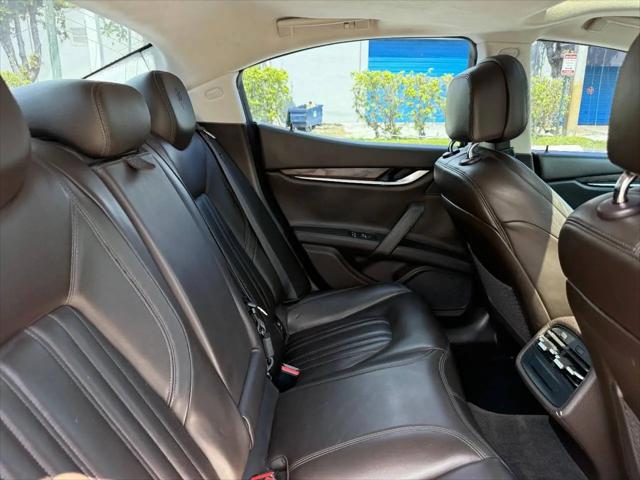 2015 Maserati Ghibli Standard