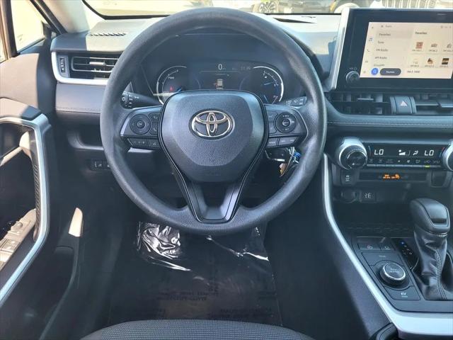 2023 Toyota RAV4 Hybrid LE