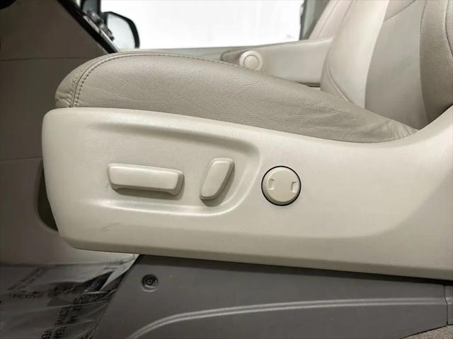 2017 Toyota Sienna XLE 8 Passenger