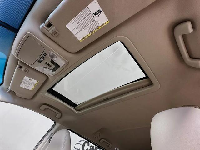 2017 Toyota Sienna XLE 8 Passenger