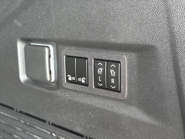 2024 GMC Yukon 4WD Denali