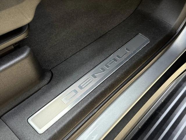 2024 GMC Yukon 4WD Denali