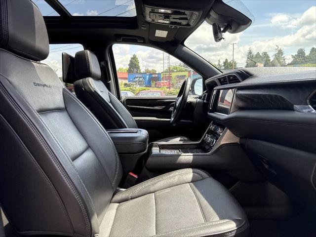2024 GMC Yukon 4WD Denali