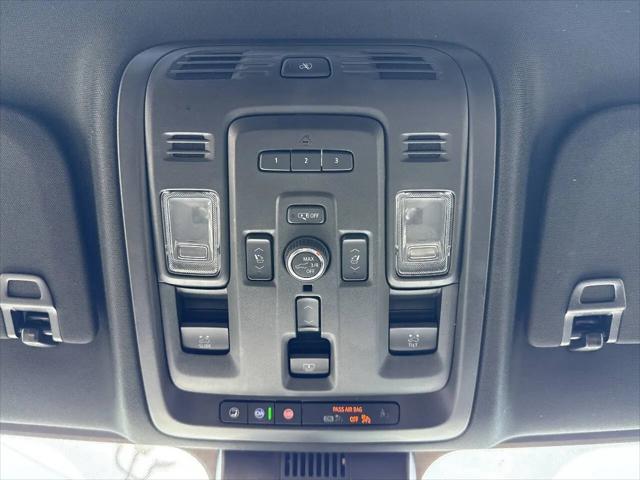 2024 GMC Yukon 4WD Denali