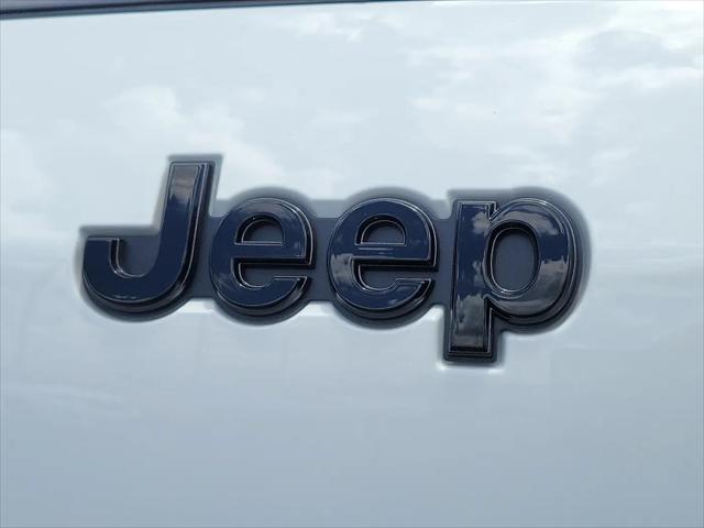 2026 Jeep Grand Cherokee L Altitude 4x2