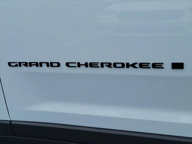 2026 Jeep Grand Cherokee L Altitude 4x2