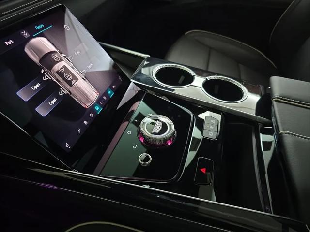 2025 Cadillac Escalade ESV Sport