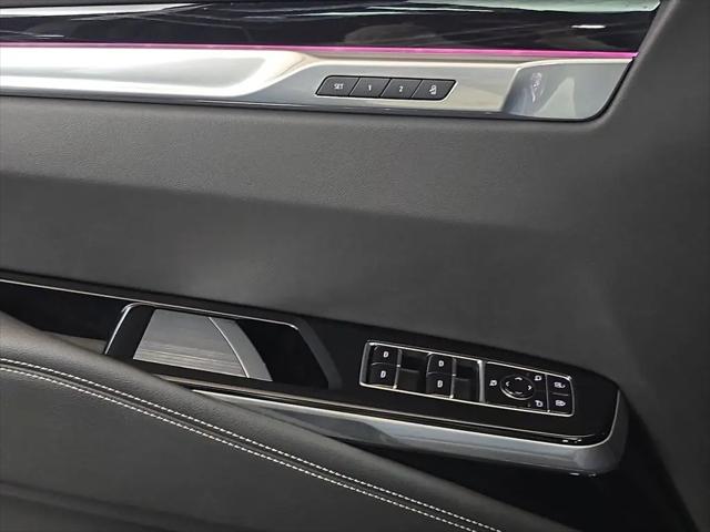 2025 Cadillac Escalade ESV Sport