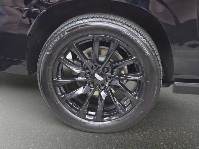 2025 Cadillac Escalade ESV Sport