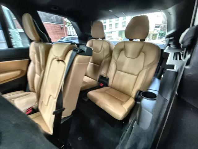 2025 Volvo XC90 Plug-In Hybrid T8 Ultra 7-Seater