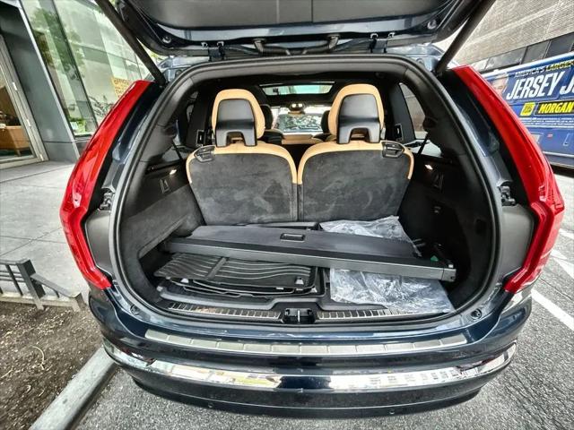 2025 Volvo XC90 Plug-In Hybrid T8 Ultra 7-Seater