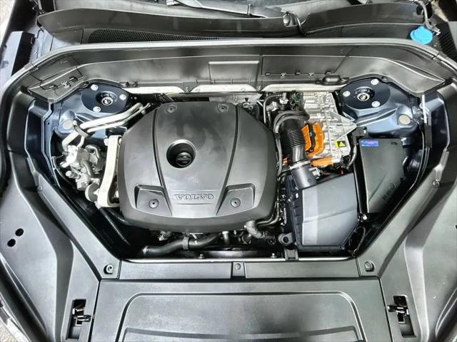 2025 Volvo XC90 Plug-In Hybrid T8 Ultra 7-Seater