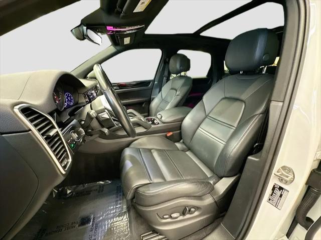 2022 Porsche Cayenne Cayenne
