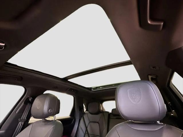2022 Porsche Cayenne Cayenne