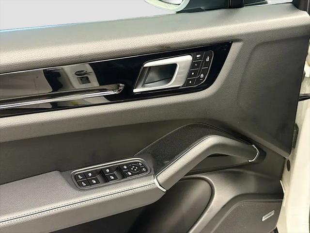 2022 Porsche Cayenne Cayenne