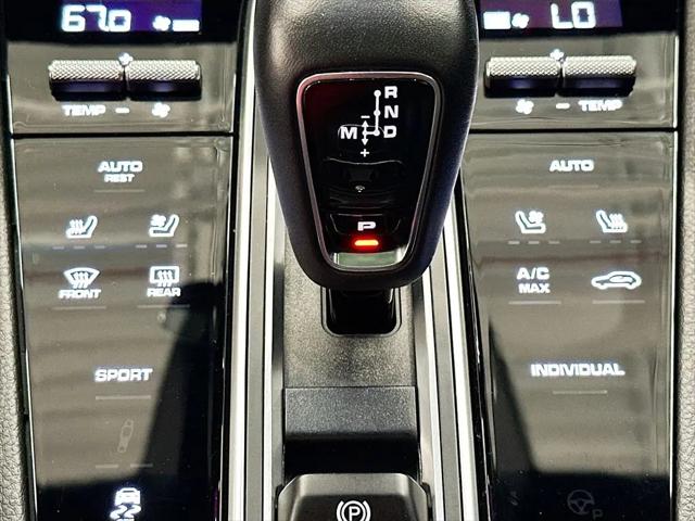 2022 Porsche Cayenne Cayenne