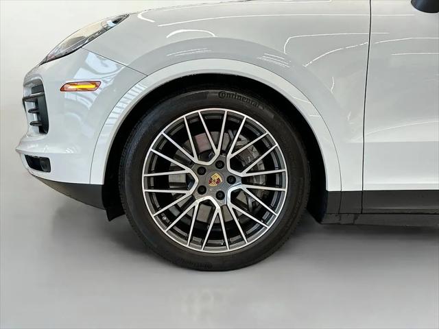 2022 Porsche Cayenne Cayenne