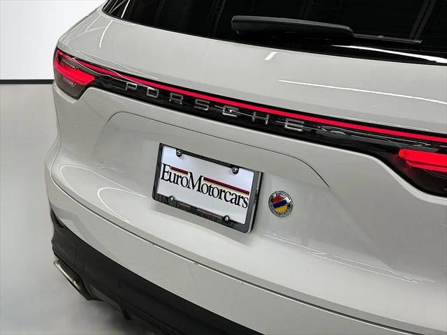 2022 Porsche Cayenne Cayenne