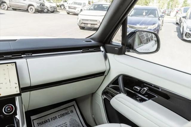 2023 Land Rover Range Rover P530 SE